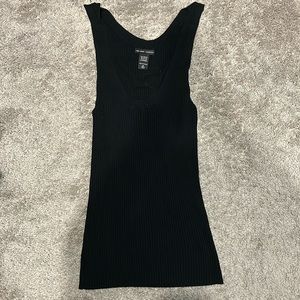 NY&C ribbed sweater vest MED